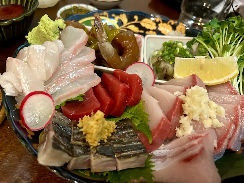 신선한 사시미 한 상