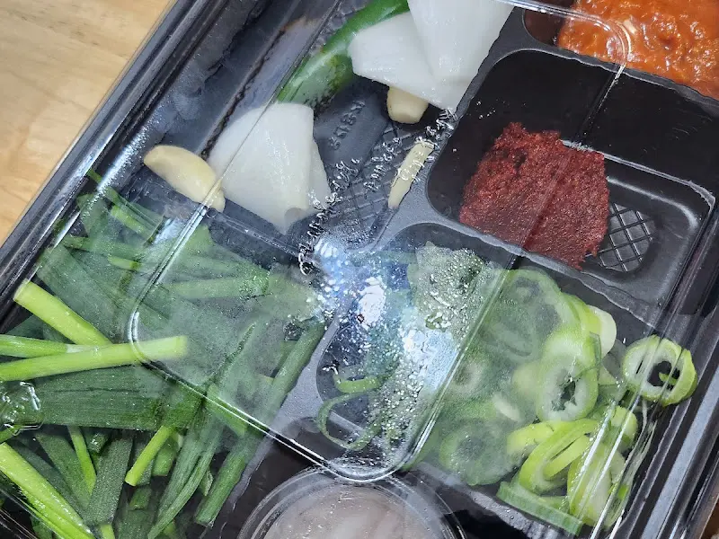 맛보기 순대와 곁들임