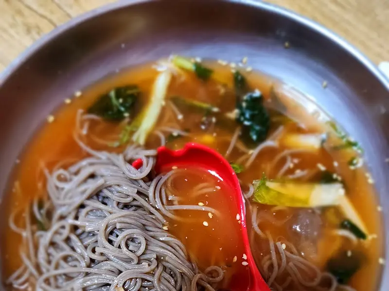 메밀 막국수