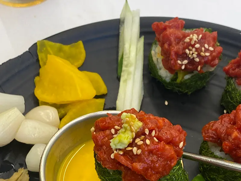 감태 육회초밥 근접샷