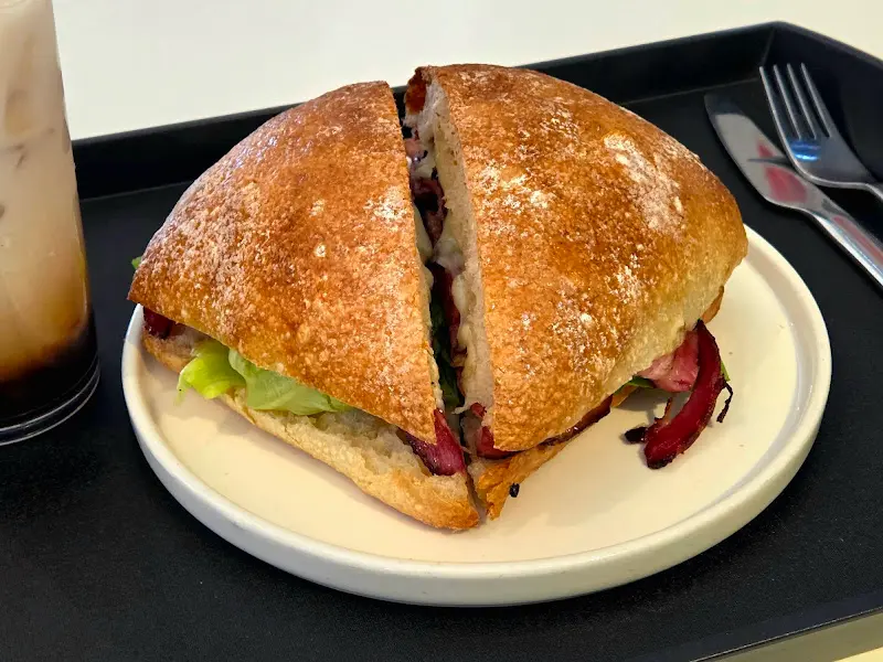 살구 잠봉의 단면