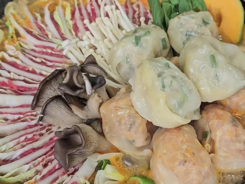 만두전골의 화려한 비주얼