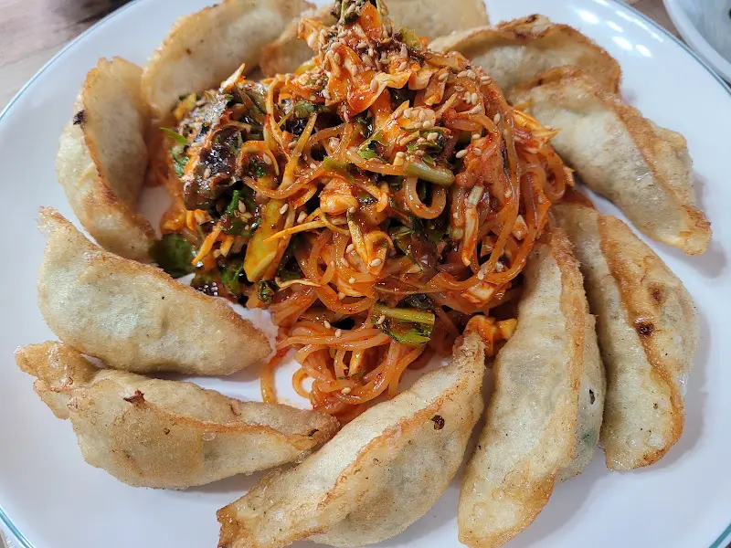 환상의 비주얼, 비빔만두