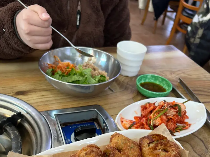 세엄마 칼국수 메뉴