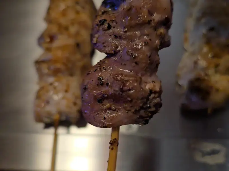 숯불 향이 느껴지는 꼬치