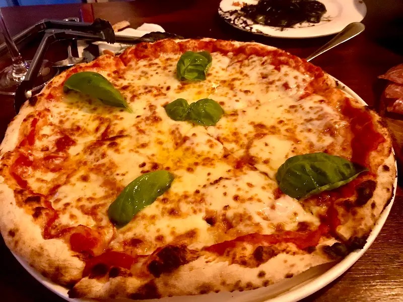 마르게리따 피자