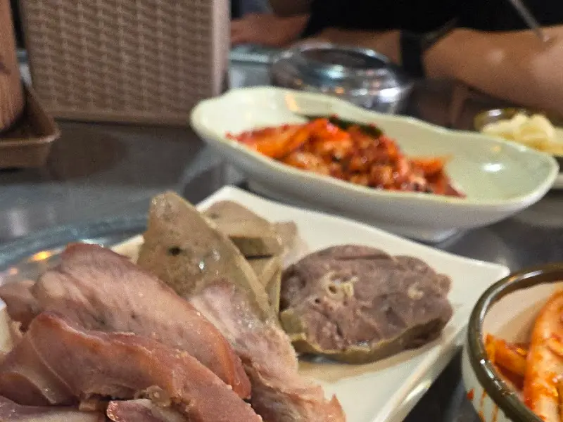 푸짐한 머릿고기