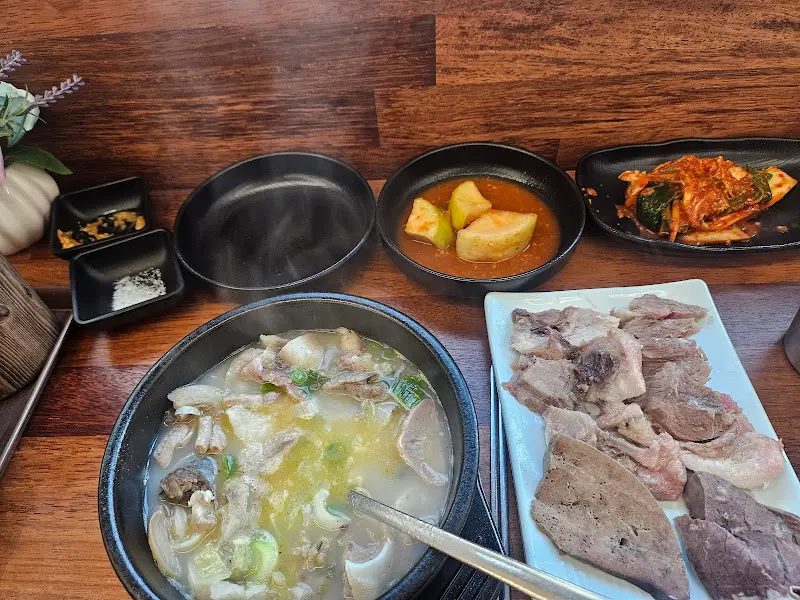 푸짐한 한 상 차림