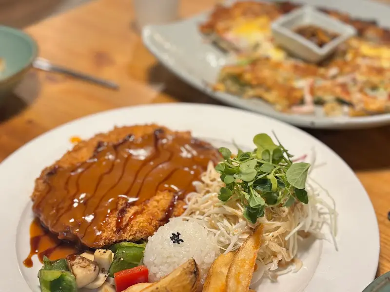 돈까스와 해물파전