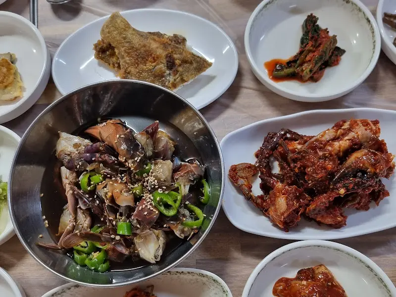 간장게장과 양념게장 클로즈업