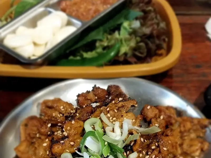 윤기가 흐르는 불고기