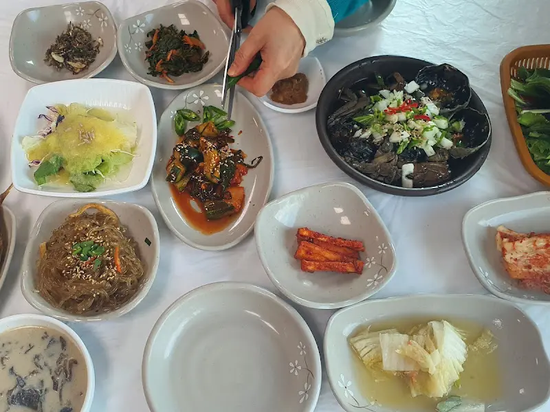 참게장정식 한 상 차림