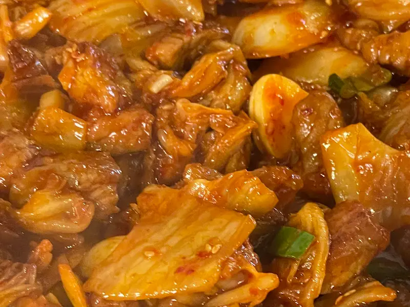 돼지김치구이의 먹음직스러운 비주얼