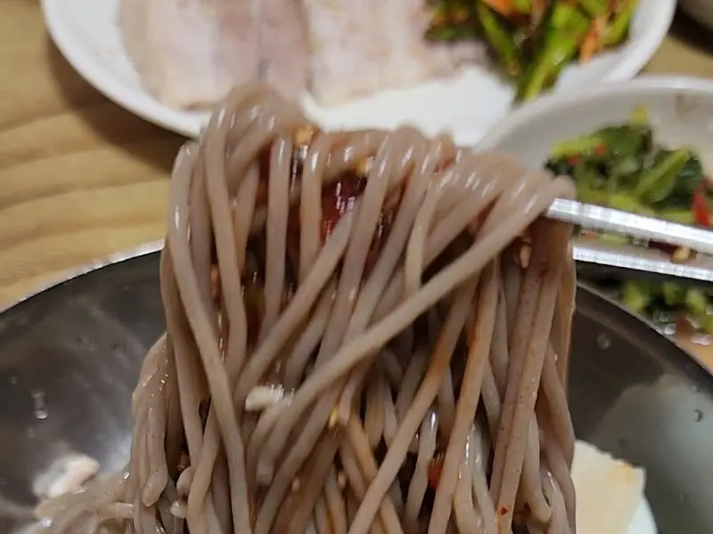 막국수와 편육