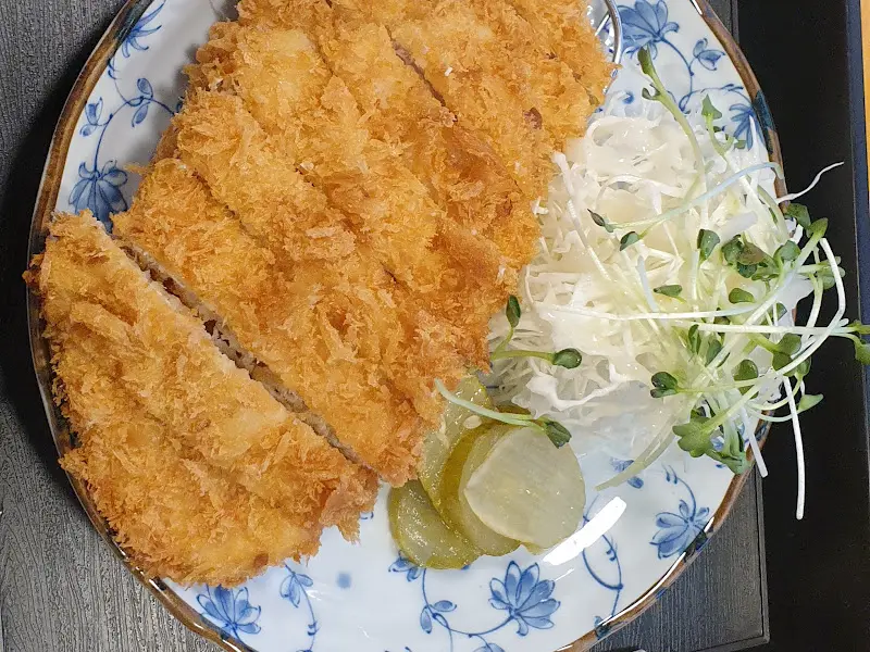 겉바속촉 돈카츠