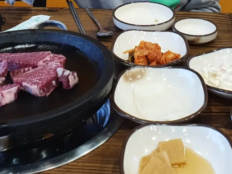 소박하지만 정갈한 밑반찬