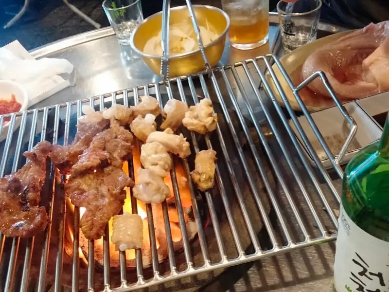 숯불과 오도독구이, 껍데기