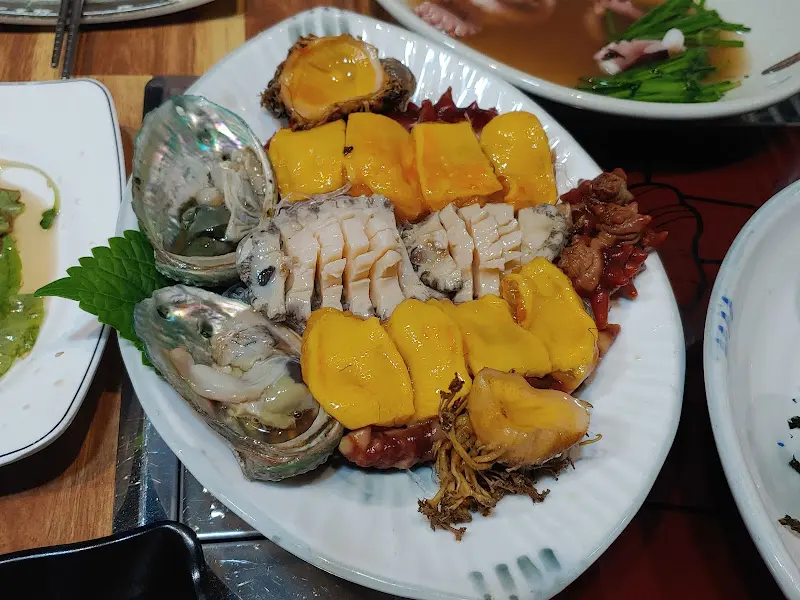 신선함이 가득한 해산물 모듬