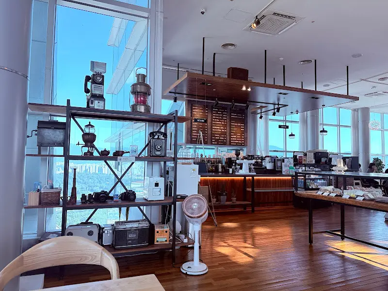 카페 내부 모습