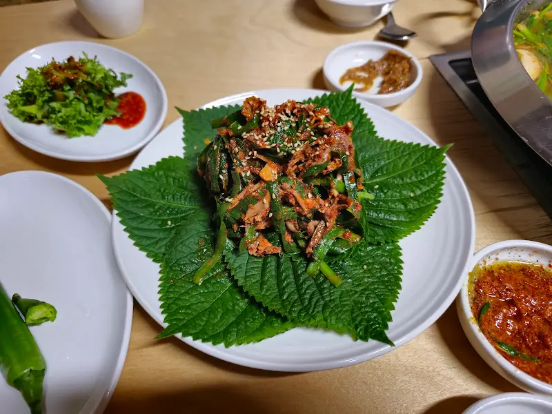 기러기 요리와 함께 나오는 밑반찬