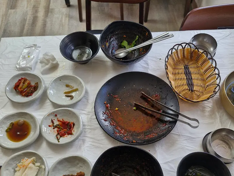 식사 후 테이블