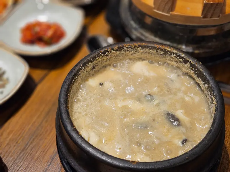 하얀 순두부찌개