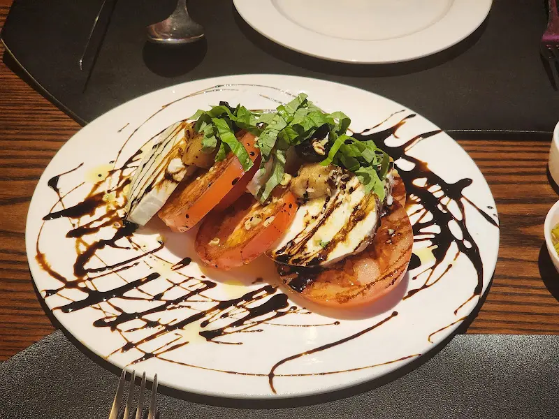 카프레제 샐러드