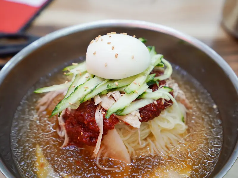 물밀면의 아름다운 자태