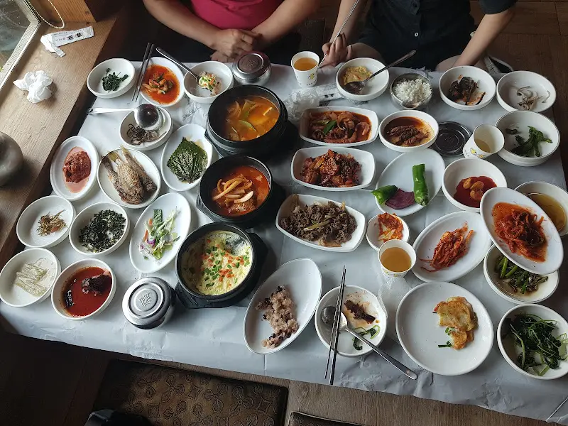 한정식 한 상 차림