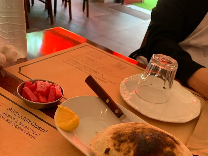 BBK Kitchen 테이블 세팅