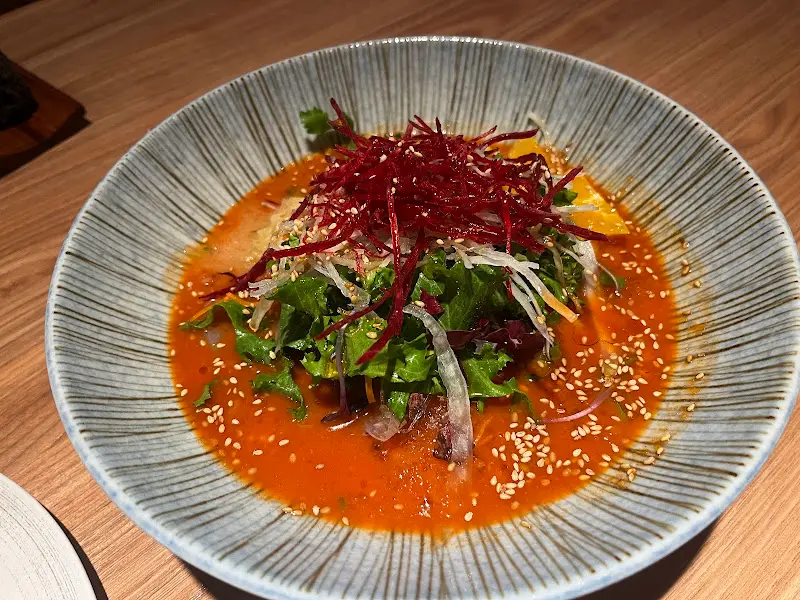 새콤달콤한 샐러드