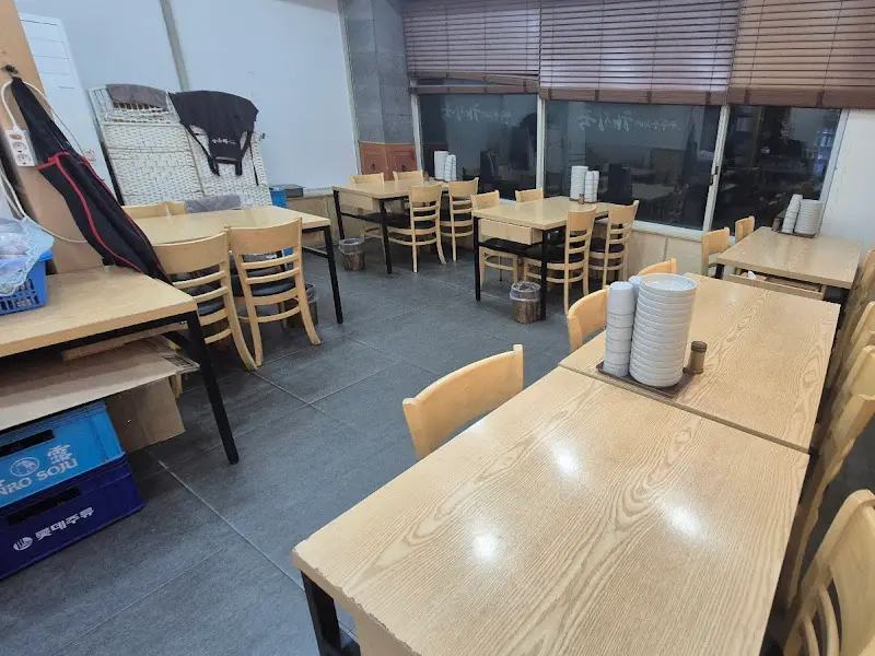 제주은희네해장국 내부 홀