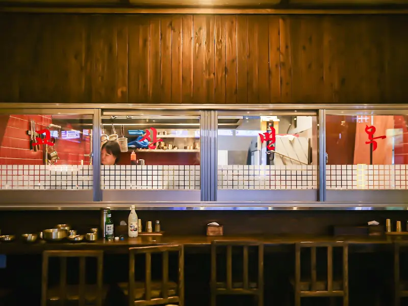 교산면옥의 주방