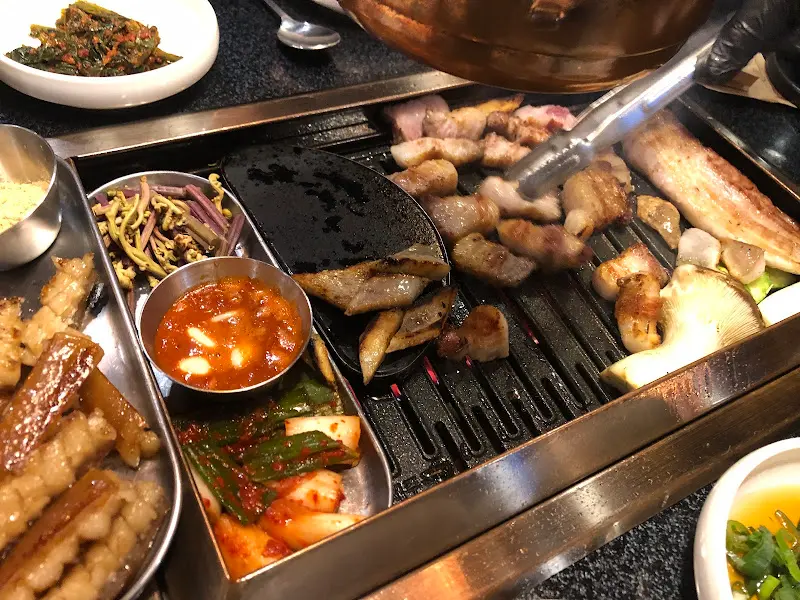 맛있는 흑돼지 삼겹살