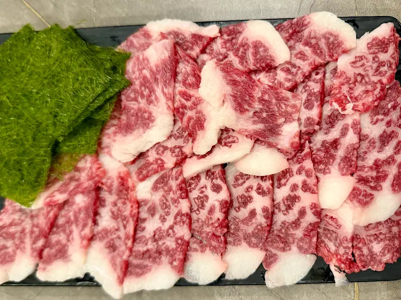 차돌 사시미 플레이팅