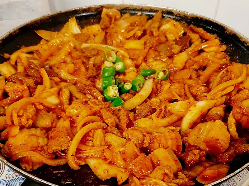 정통집 돼지김치구이