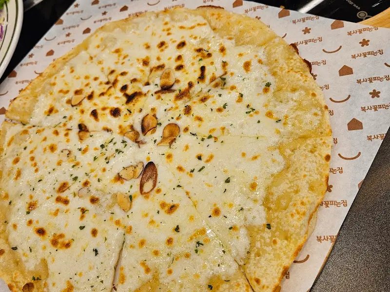 고르곤졸라 피자 확대