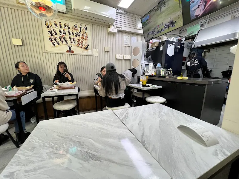 식당 내부 전경