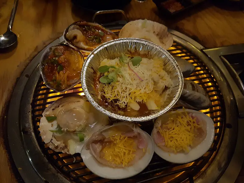 조개구이와 소주