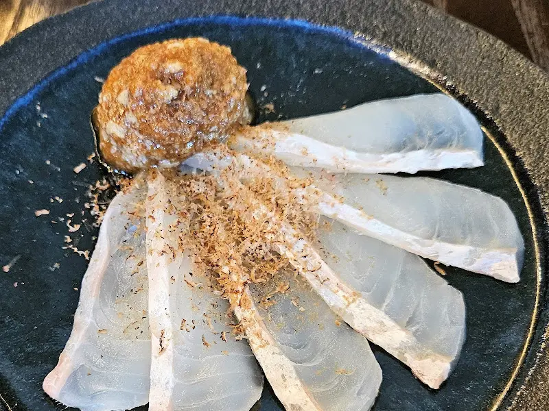 예술 작품을 연상시키는 숙성회