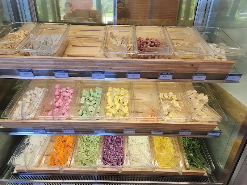 다양한 샤브샤브 재료