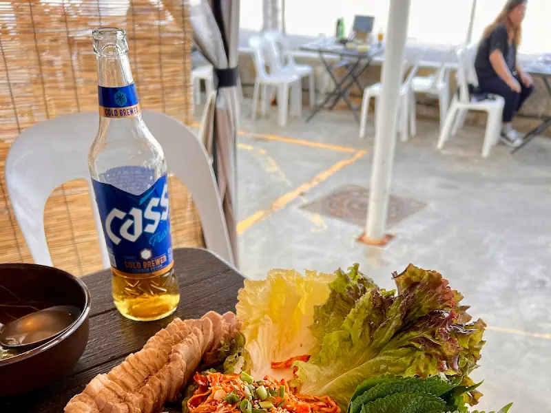 문어 삼합과 맥주의 조화