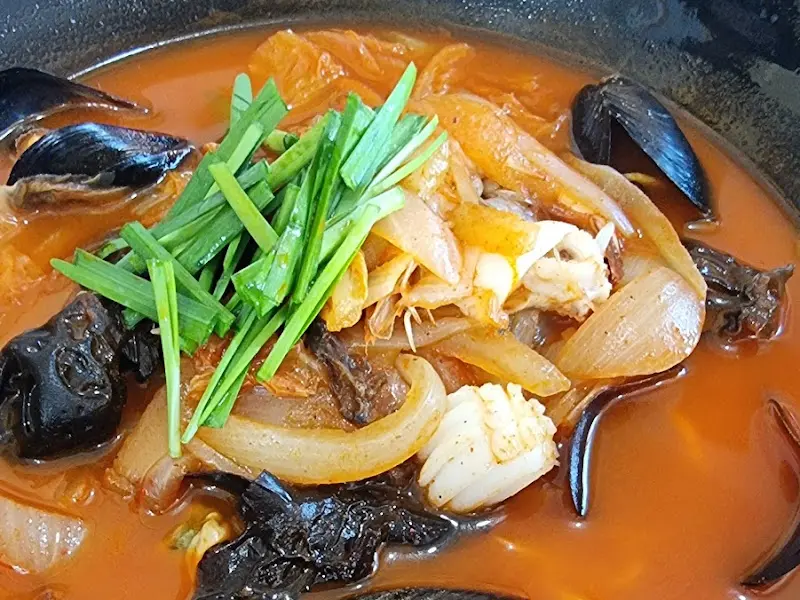 해산물이 듬뿍 들어간 짬뽕