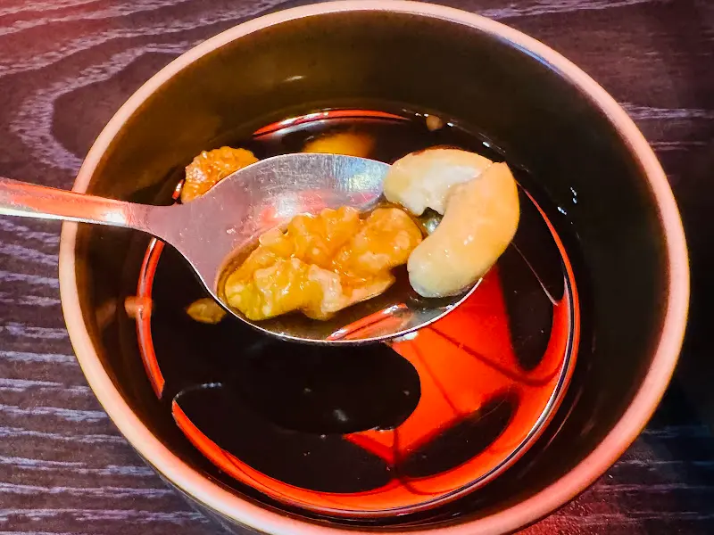 디저트로 제공된 수정과