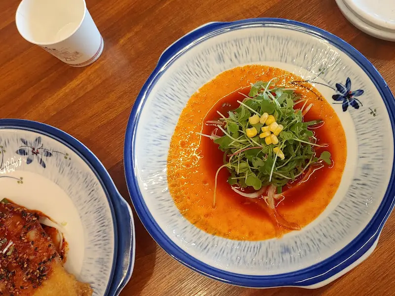 다채로운 색감의 한상차림