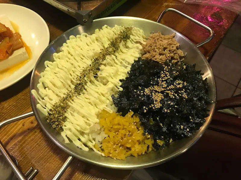 모란주점 곁들임 메뉴 주먹밥