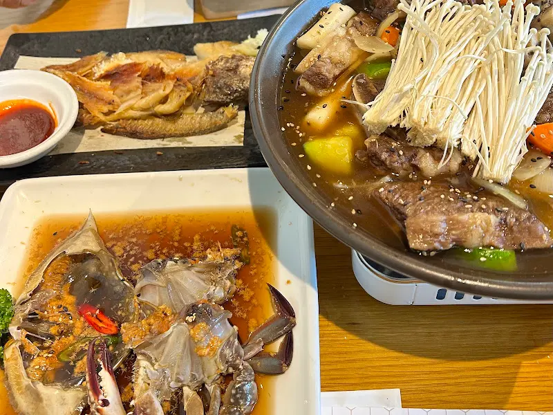 어보에서 바라본 바다