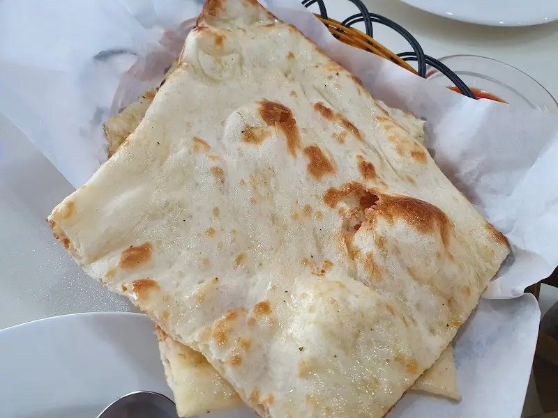 따끈따끈 갓 구운 난