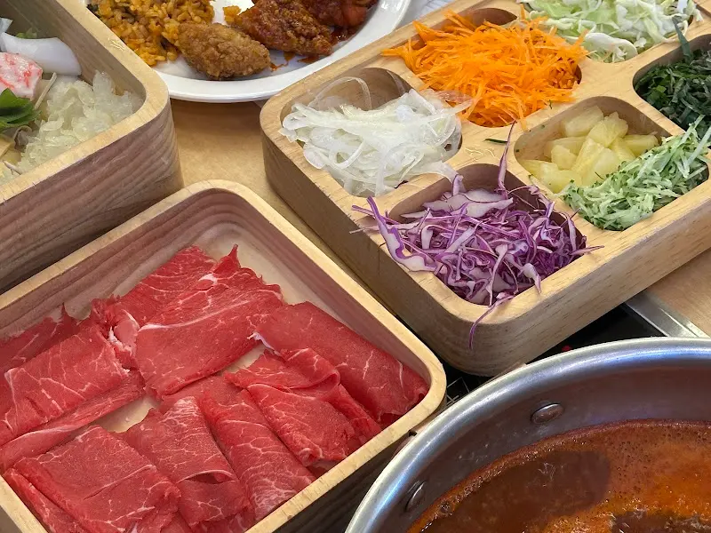 샤브샤브 재료와 소고기