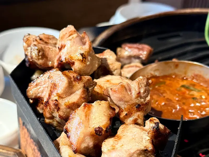 함돈에서 즐거운 식사